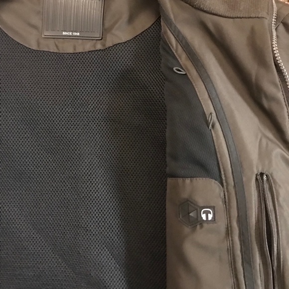 Weatherproof Jacket - Picture 4 of 5